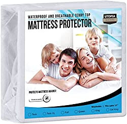 Utopia Bedding Mattress Protector